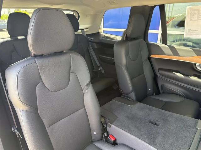 2024 Volvo XC90 B6 Plus Bright Theme 7-Seater