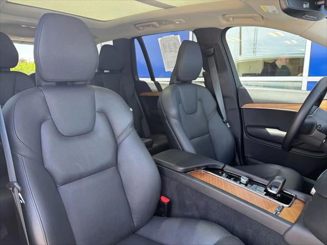 2024 Volvo XC90 B6 Plus Bright Theme 7-Seater