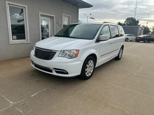 2015 Chrysler Town & Country Touring