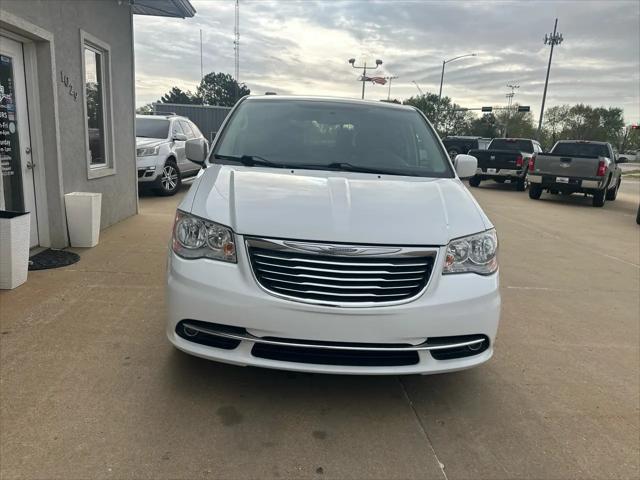 2015 Chrysler Town & Country Touring