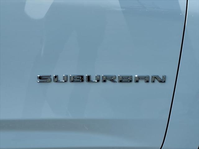 2024 Chevrolet Suburban 4WD LT