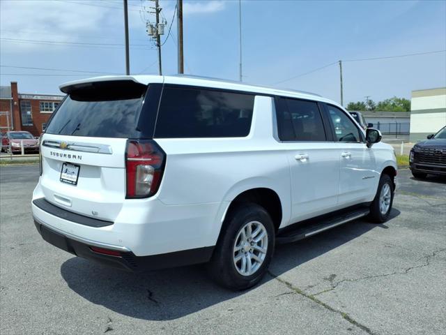 2024 Chevrolet Suburban 4WD LT