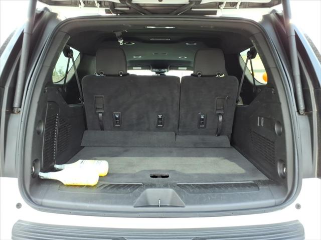 2024 Chevrolet Suburban 4WD LT