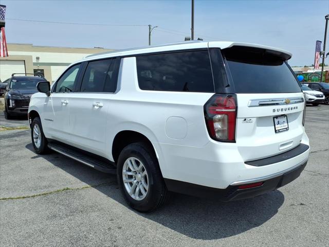 2024 Chevrolet Suburban 4WD LT