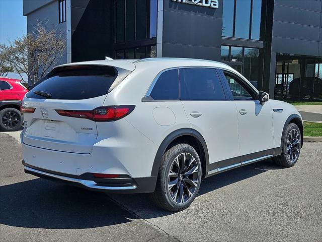 2024 Mazda X-90 Premium Plus