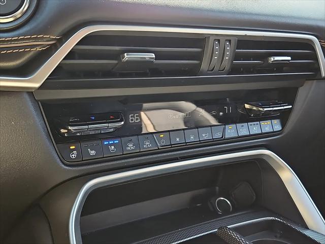 2024 Mazda X-90 Premium Plus