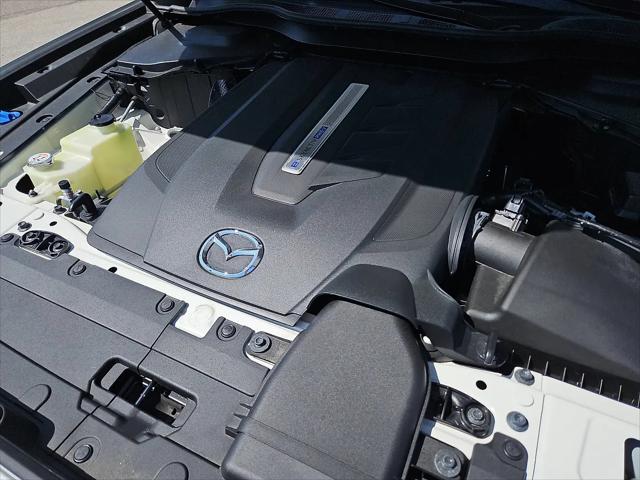 2024 Mazda X-90 Premium Plus