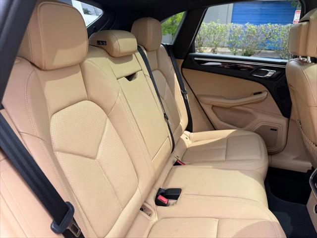 2018 Porsche Macan S