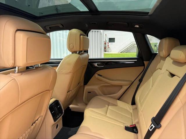 2018 Porsche Macan S