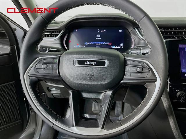 2023 Jeep Grand Cherokee L Laredo 4x4