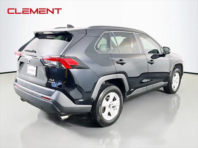 2021 Toyota RAV4 Hybrid XLE