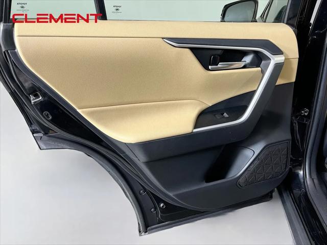2021 Toyota RAV4 Hybrid XLE