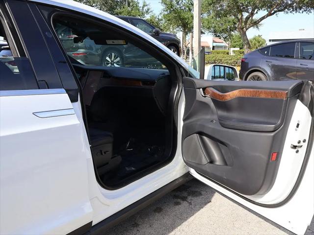 2020 Tesla Model X Long Range Plus Dual Motor All-Wheel Drive