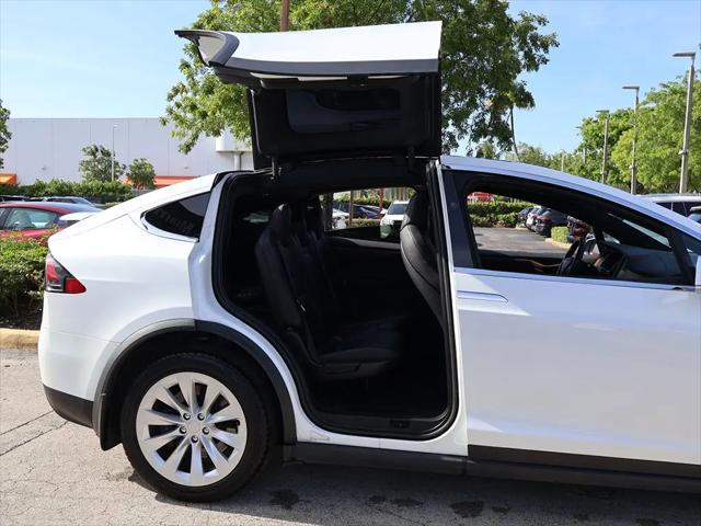 2020 Tesla Model X Long Range Plus Dual Motor All-Wheel Drive