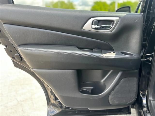 2013 Nissan Pathfinder SL