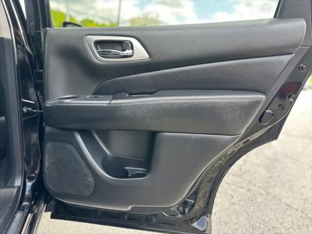 2013 Nissan Pathfinder SL