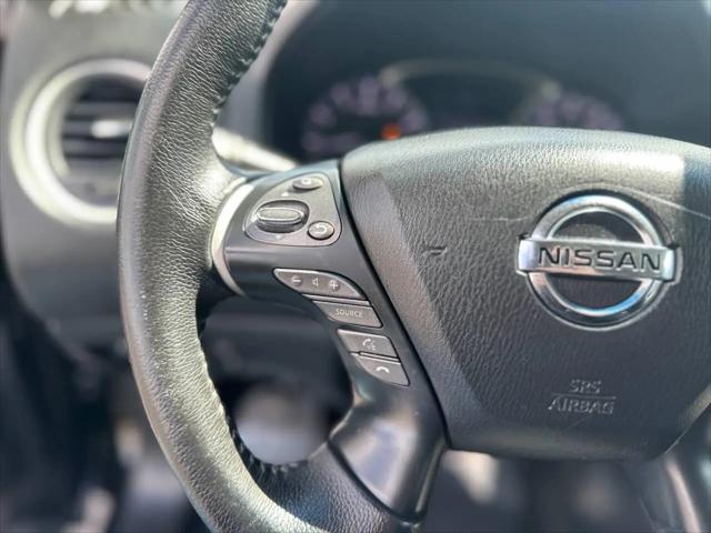 2013 Nissan Pathfinder SL