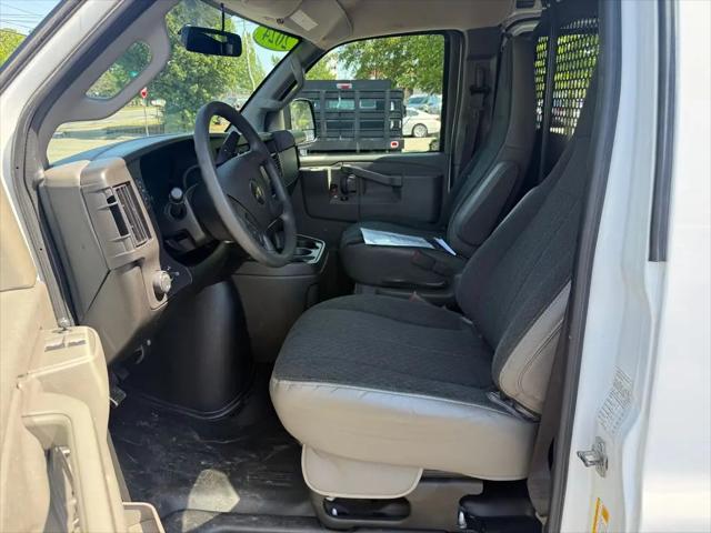 2024 Chevrolet Express Cargo Van RWD 2500 Regular Wheelbase WT
