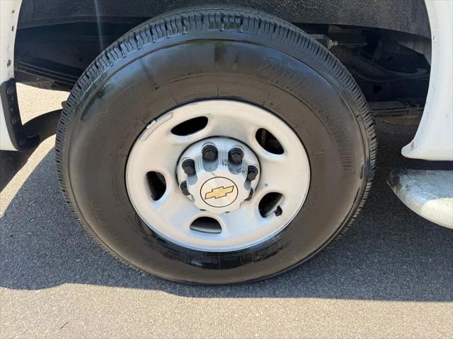 2024 Chevrolet Express Cargo Van RWD 2500 Regular Wheelbase WT