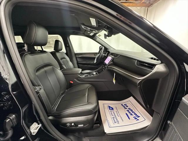 2025 Jeep Grand Cherokee Limited 4x4