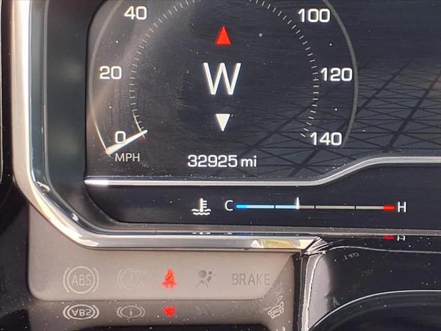 2024 GMC Sierra 1500 4WD Crew Cab Short Box Elevation with 3VL
