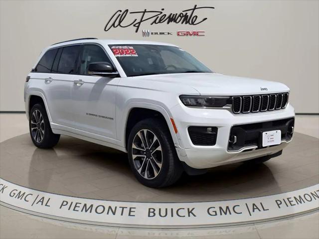 2022 Jeep Grand Cherokee Overland 4x4 for sale in Elmhurst, IL
