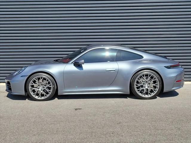 2025 Porsche 911 Carrera T