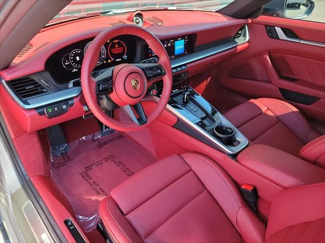 2025 Porsche 911 Carrera T