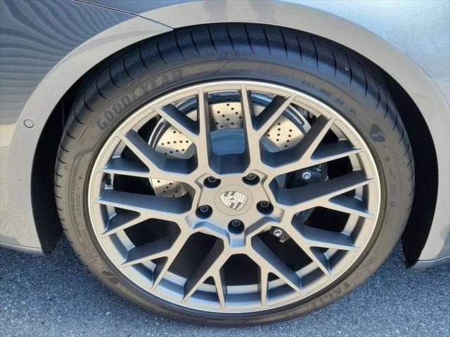 2025 Porsche 911 Carrera T