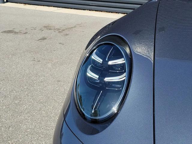 2025 Porsche 911 Carrera T
