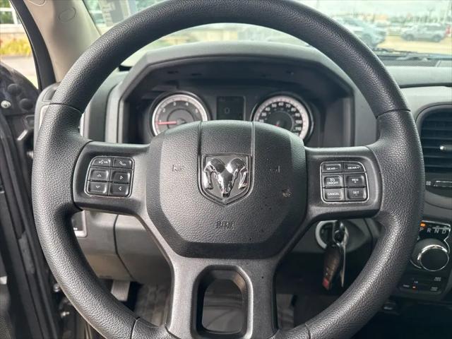 2019 Ram 1500 Classic Express Quad Cab 4x4 6'4" Box