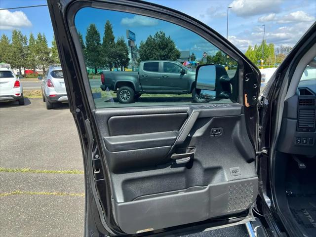 2012 Nissan Titan SL