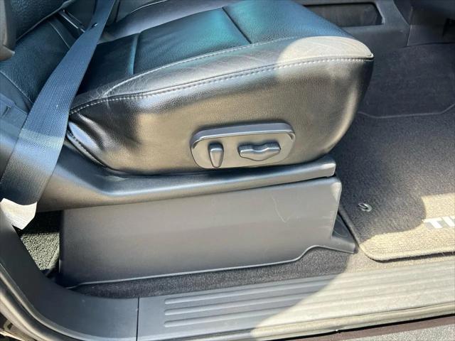 2012 Nissan Titan SL