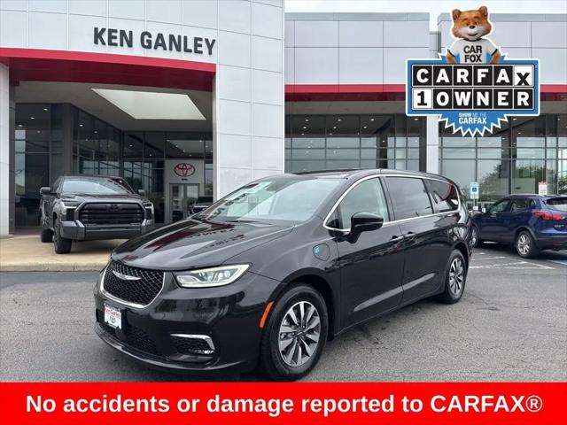2024 Chrysler Pacifica Hybrid Select for sale in Akron, OH