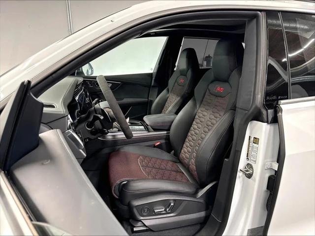 2026 Audi RS Q8 performance quattro tiptronic