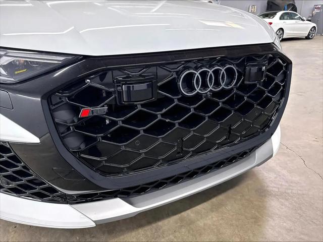 2026 Audi RS Q8 performance quattro tiptronic