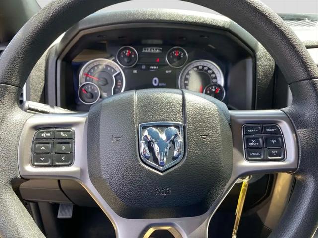 2024 Ram 1500 Classic Warlock Crew Cab 4x4 5'7" Box