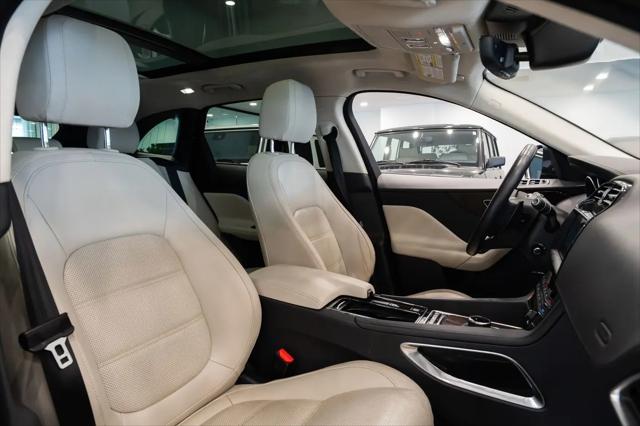 2019 Jaguar F-PACE 30t Prestige