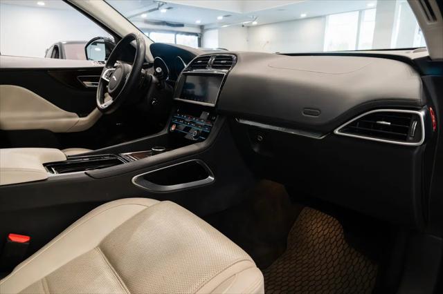 2019 Jaguar F-PACE 30t Prestige