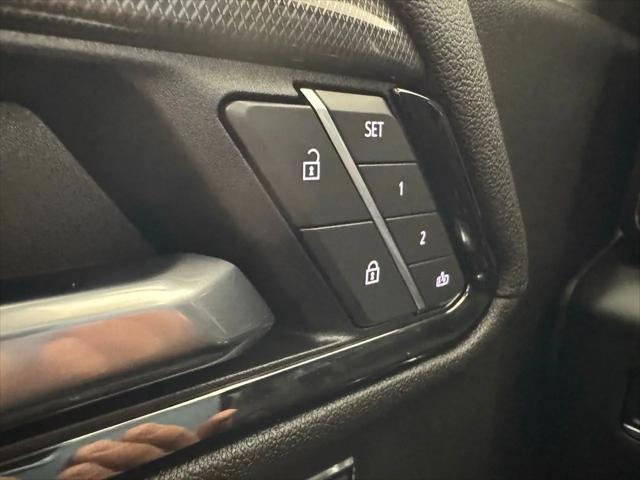 2025 GMC Sierra 1500 4WD Crew Cab Short Box AT4