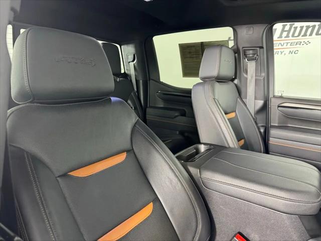 2025 GMC Sierra 1500 4WD Crew Cab Short Box AT4