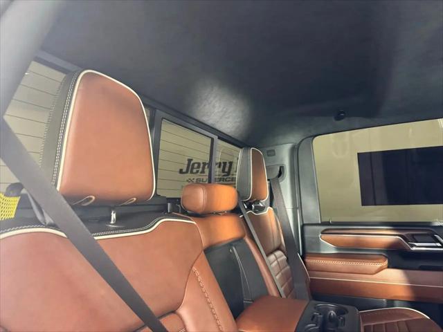 2024 GMC Sierra 3500HD 4WD Crew Cab Long Bed Denali Ultimate
