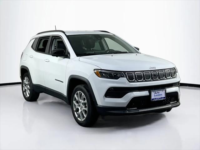 2022 Jeep Compass Latitude Lux 4x4