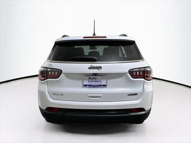 2022 Jeep Compass Latitude Lux 4x4