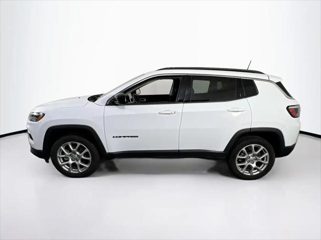 2022 Jeep Compass Latitude Lux 4x4