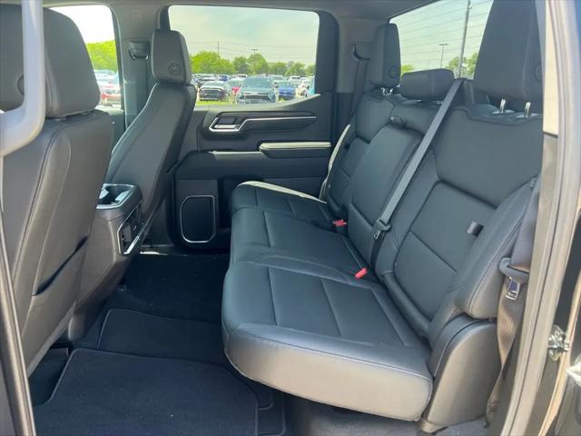 2026 GMC Sierra 1500 Crew Cab, Short Bed, SLT, 4WD
