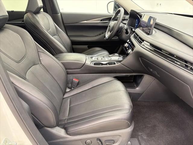 2024 INFINITI QX60 LUXE