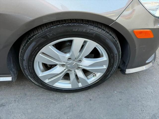 2011 Mercedes-Benz E 350 BlueTEC E 350