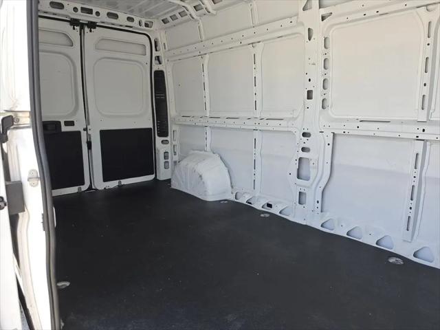 2025 Ram ProMaster 2500 Cargo Van Tradesman High Roof 159" WB w/Pass Seat