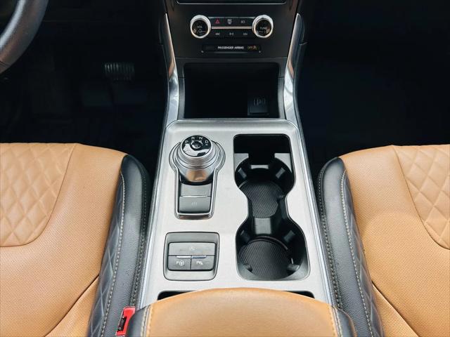 2024 Ford Edge Titanium